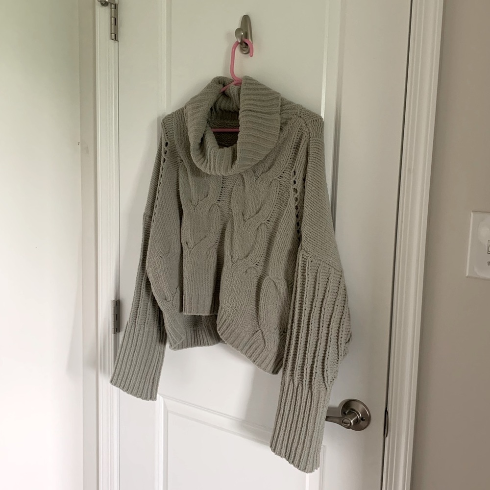 Light green Moon&Madison turtleneck sweater